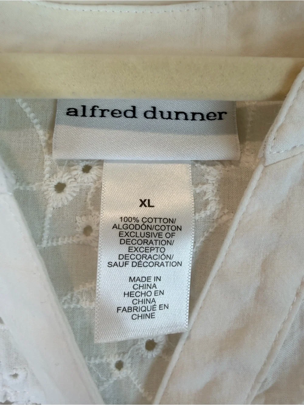 Alfred Dunner White Eyelet Floral Button-Front Blouse Size XL